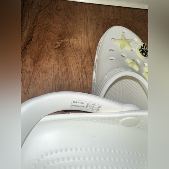 Crocs Classic Clog Bad Bunny - Picture 8 of 16